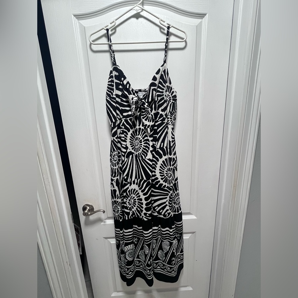 Sofia by Sofia Vergara Black and White Maxi Dress